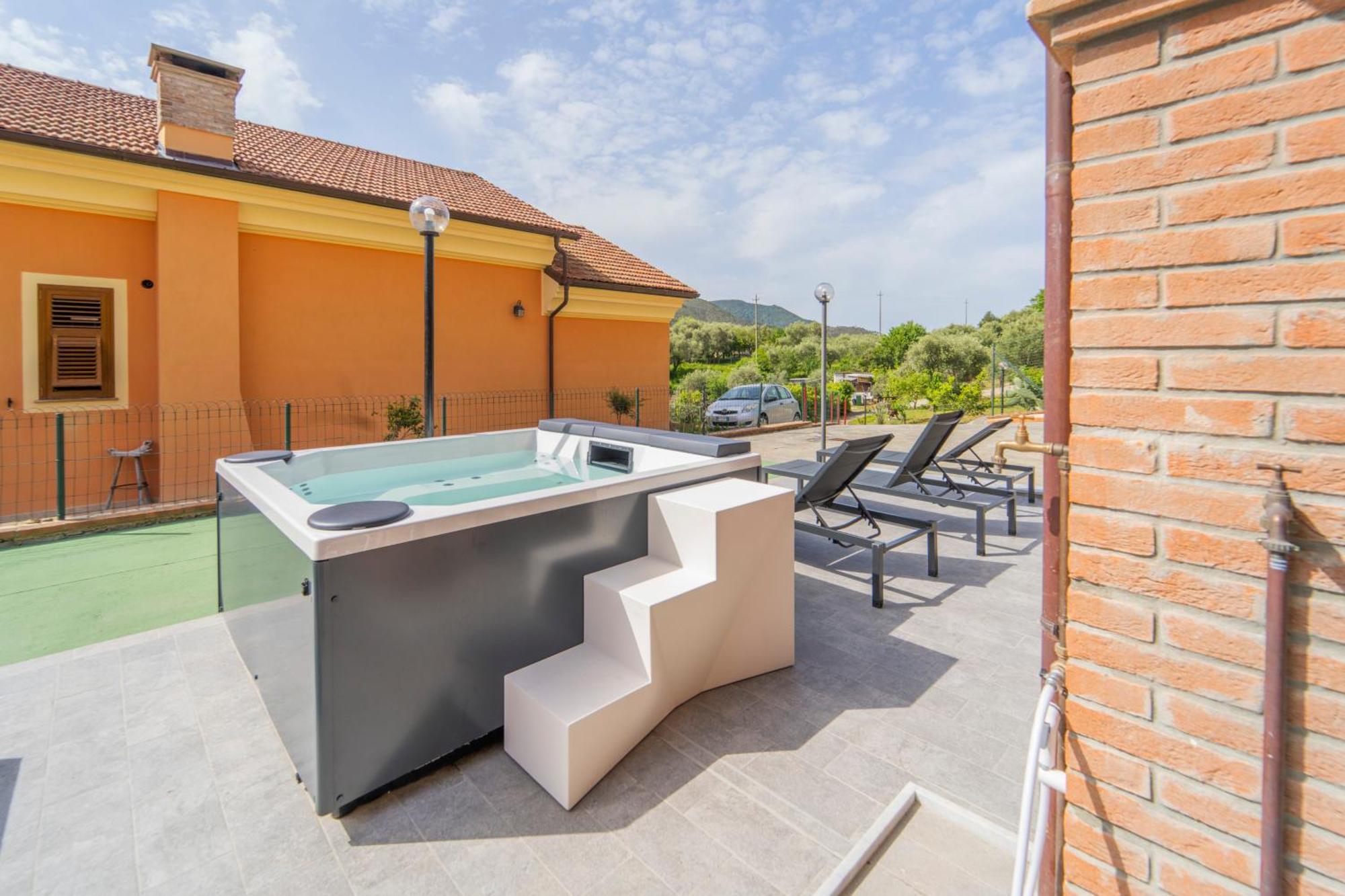 045B - Villetta Moderna 02-24E Con Vasca Idromassaggio In Giardino, Solo 15 Minuti Da Mare E Spiaggia - Posto Auto Gratuito San Lazzaro (Genoa) Exterior foto